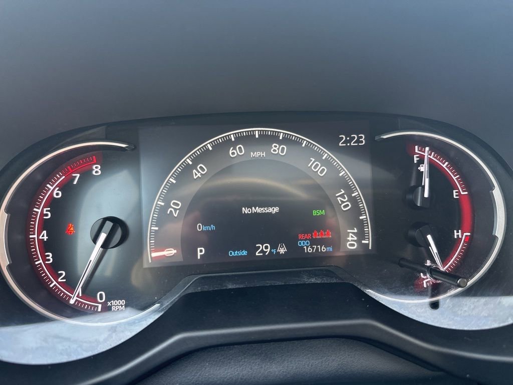 Used 2023 Toyota RAV4 XLE image 27