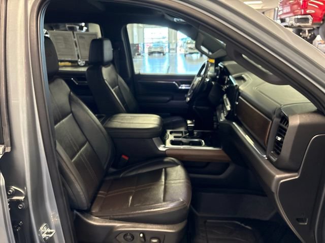 Used 2023 Chevrolet Silverado 1500 High Country w/ LPO, Dark Essentials Package AWD/4WD image 36