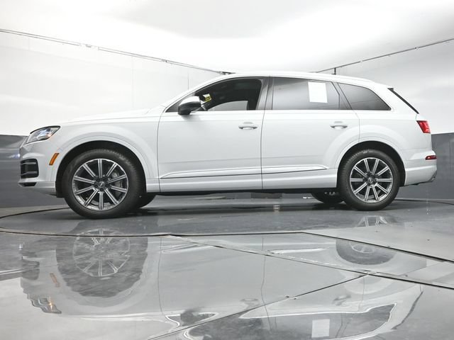 Used 2017 Audi Q7 3.0T Premium Plus w/ Premium Plus Package AWD/4WD image 35