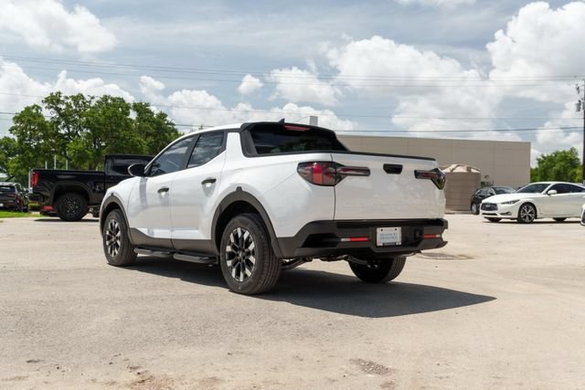 New 2025 Hyundai Santa Cruz SE FWD image 4
