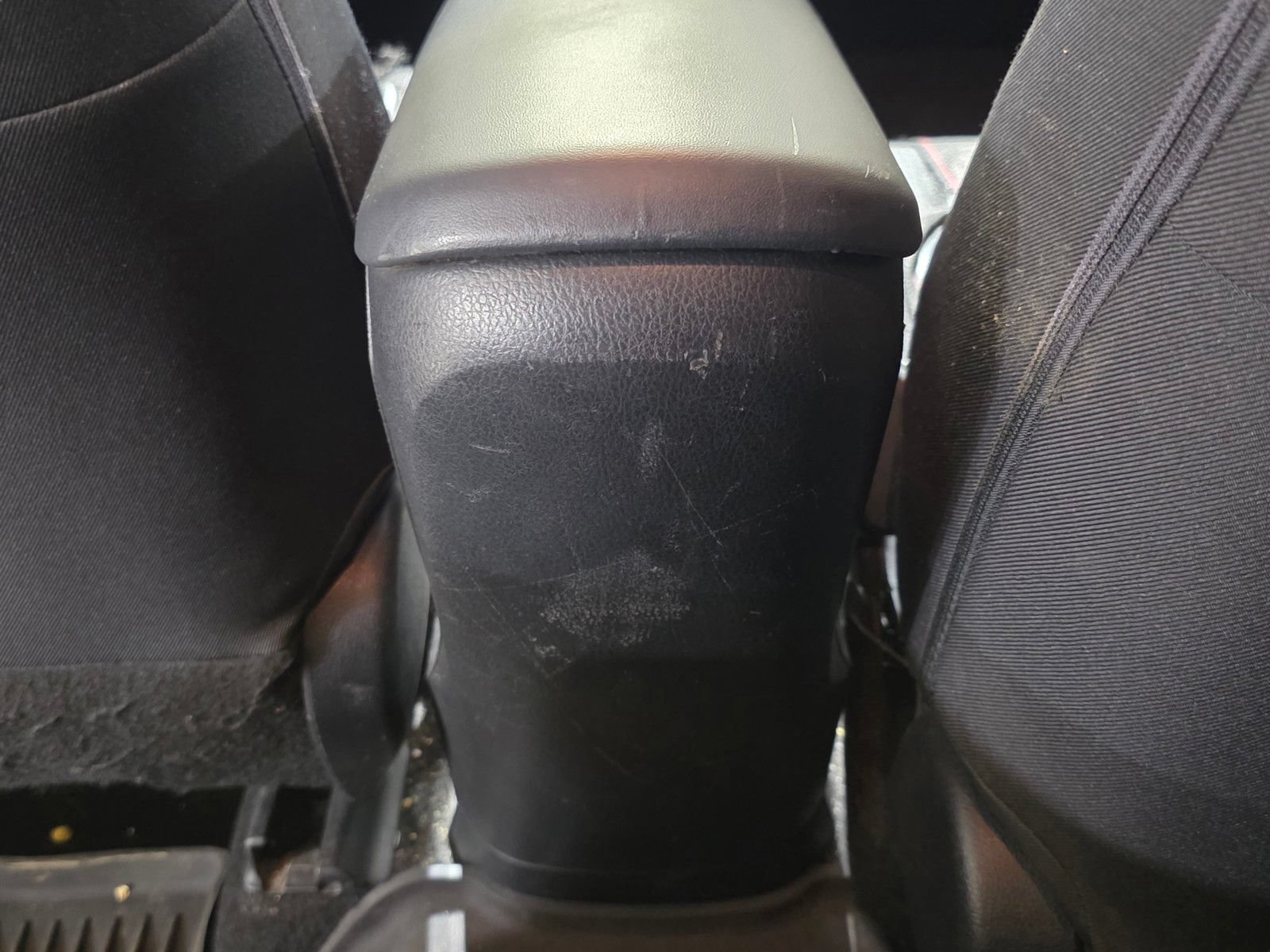 Used 2018 Toyota C-HR XLE FWD image 12