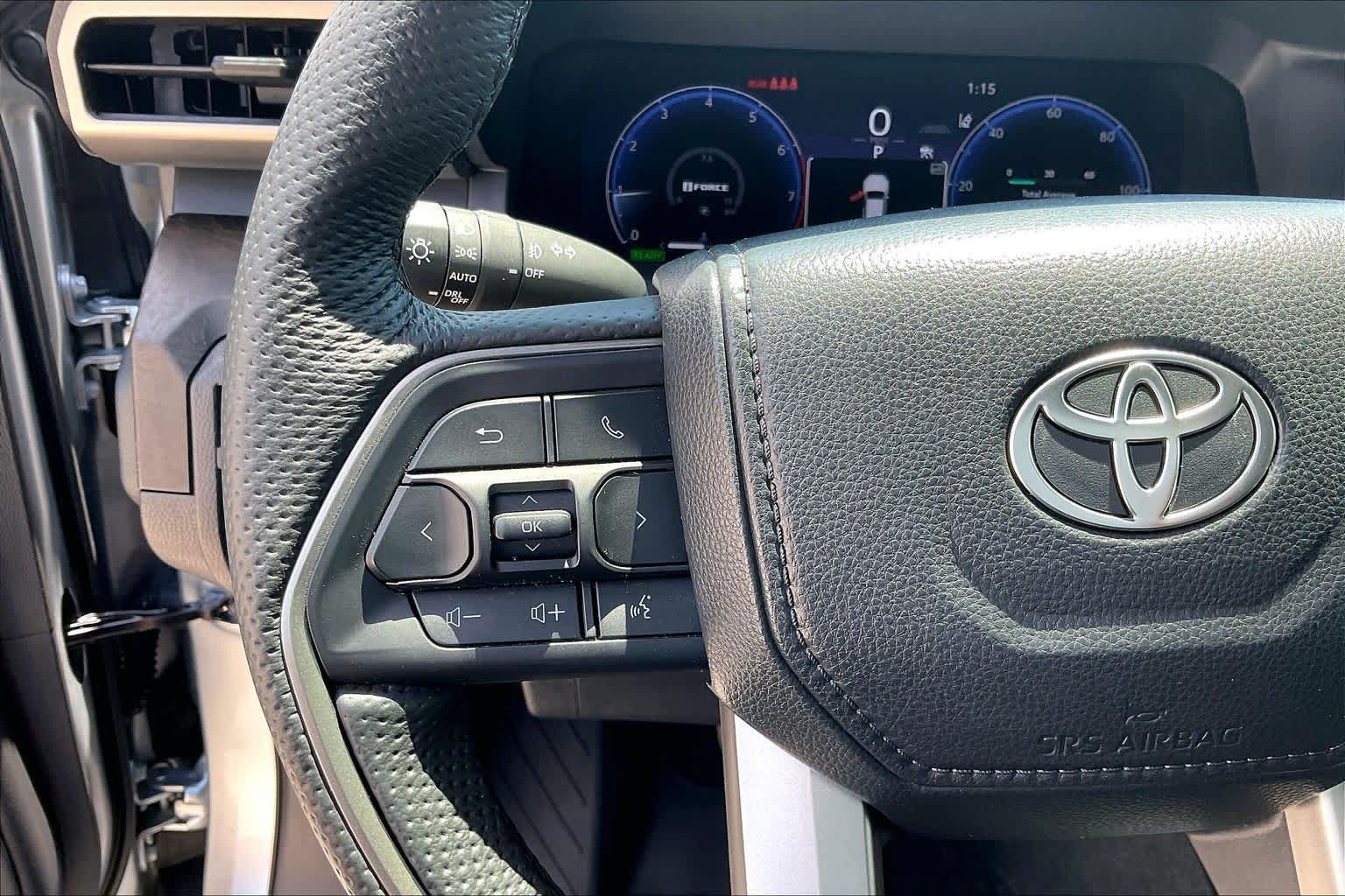 Used 2024 Toyota Tacoma Limited AWD/4WD image 23