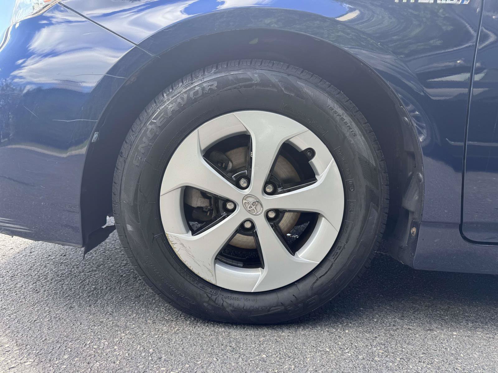 Used 2015 Toyota Prius Three FWD image 9