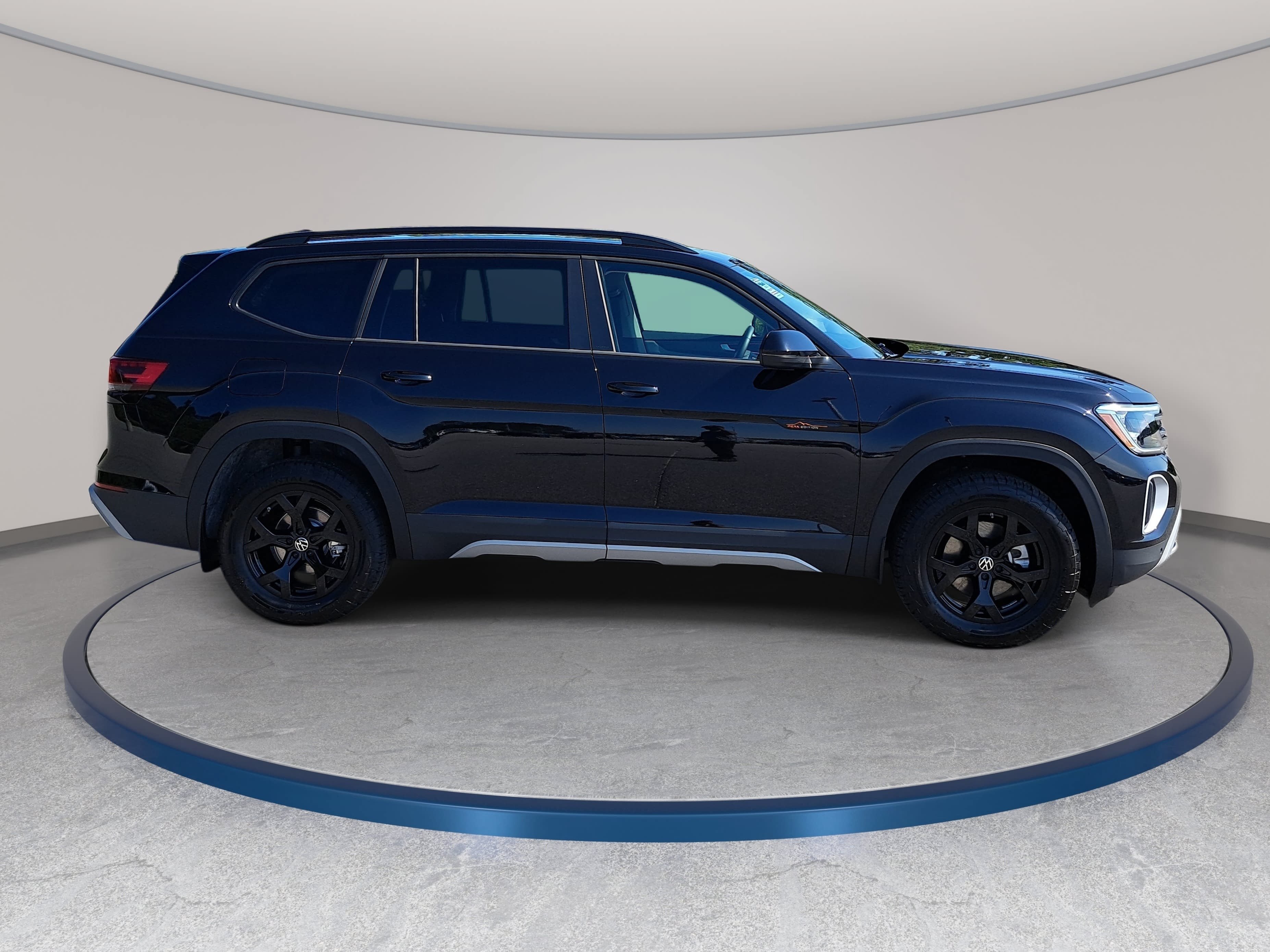 New 2026 Volkswagen Atlas Peak Edition AWD/4WD image 4