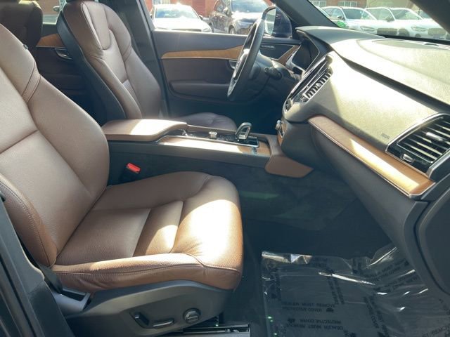 Certified 2024 Volvo XC90 B5 Plus image 18