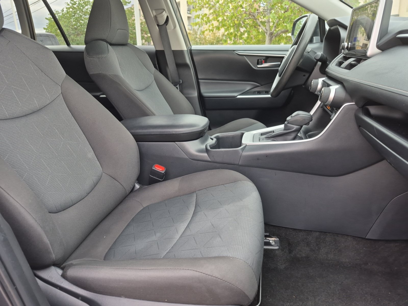 Certified 2025 Toyota RAV4 XLE AWD/4WD image 23
