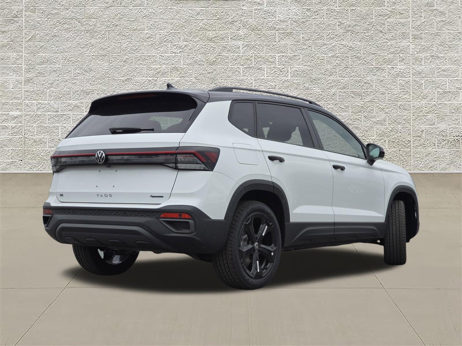 New 2026 Volkswagen Taos SE AWD/4WD image 7