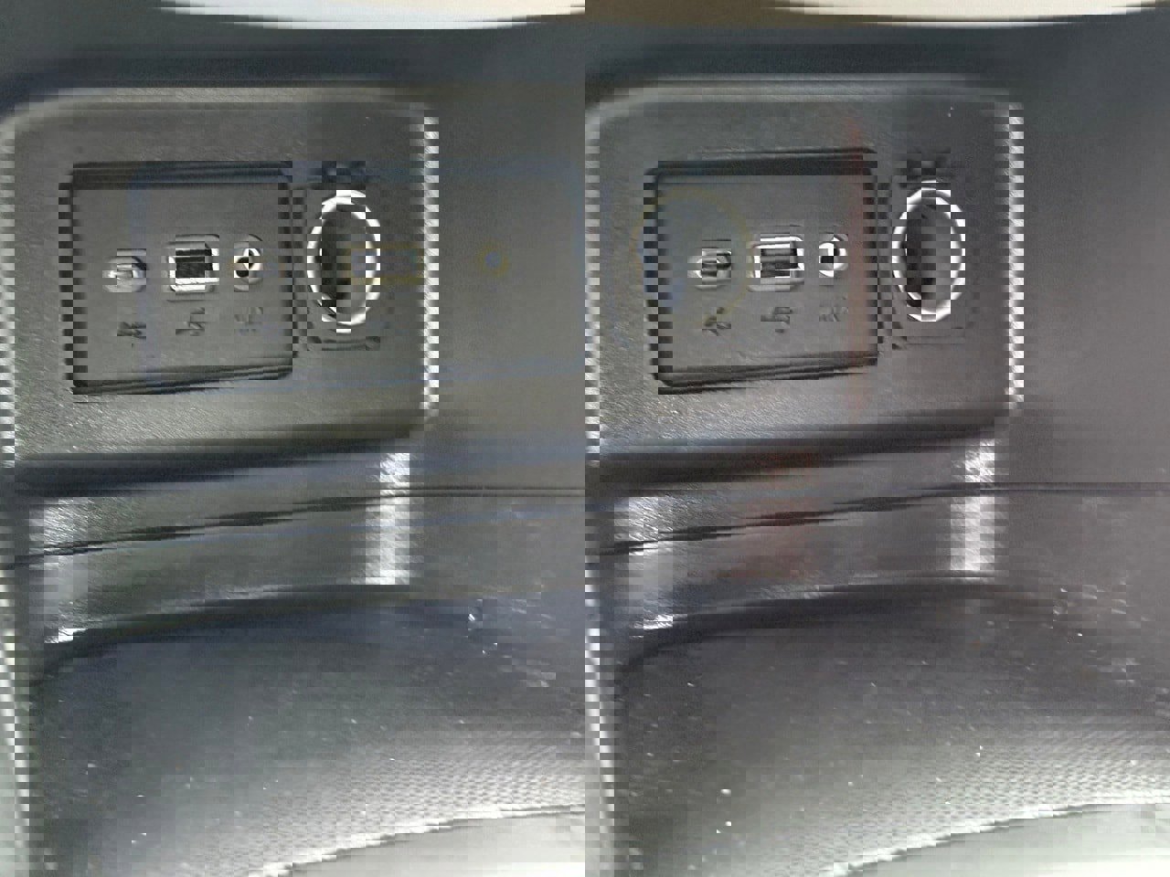 Used 2024 Chevrolet Equinox LS image 23