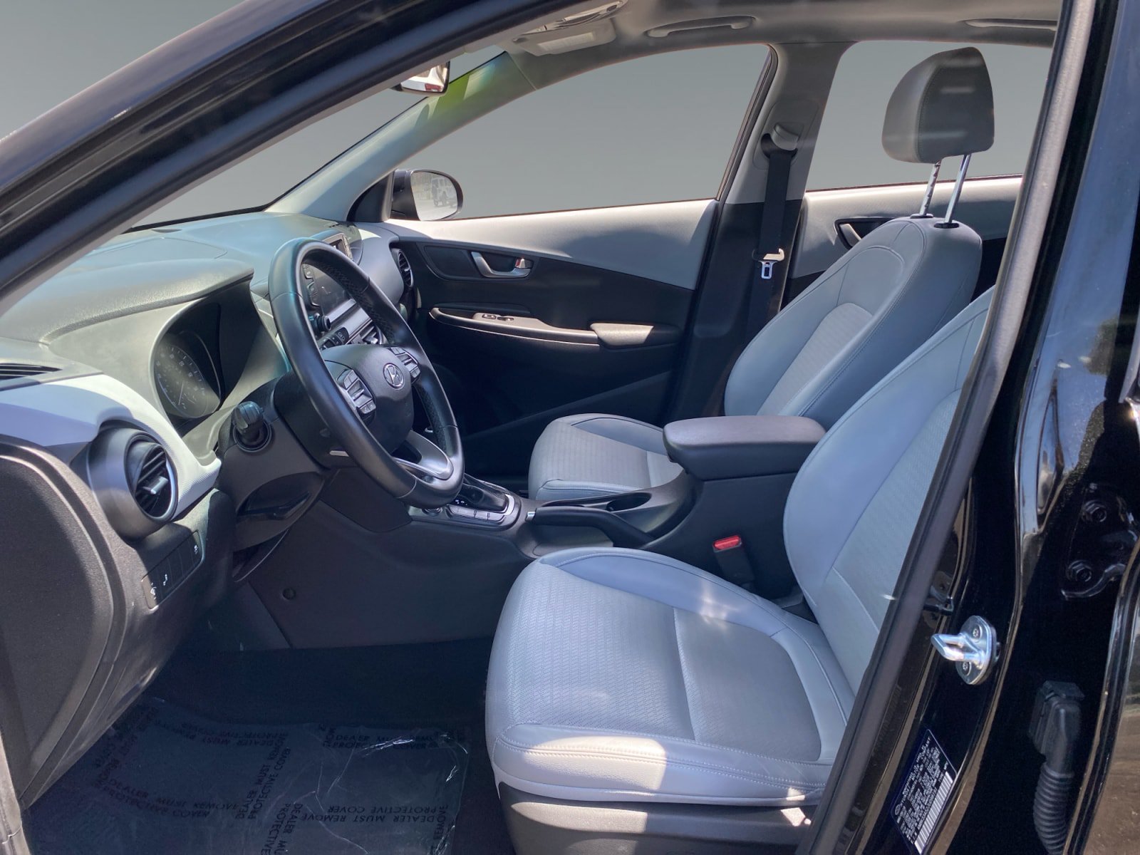 Used 2018 Hyundai Kona Limited FWD image 9