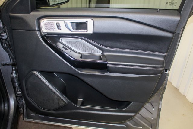 Used 2021 Ford Explorer ST w/ Equipment Group 401A image 15