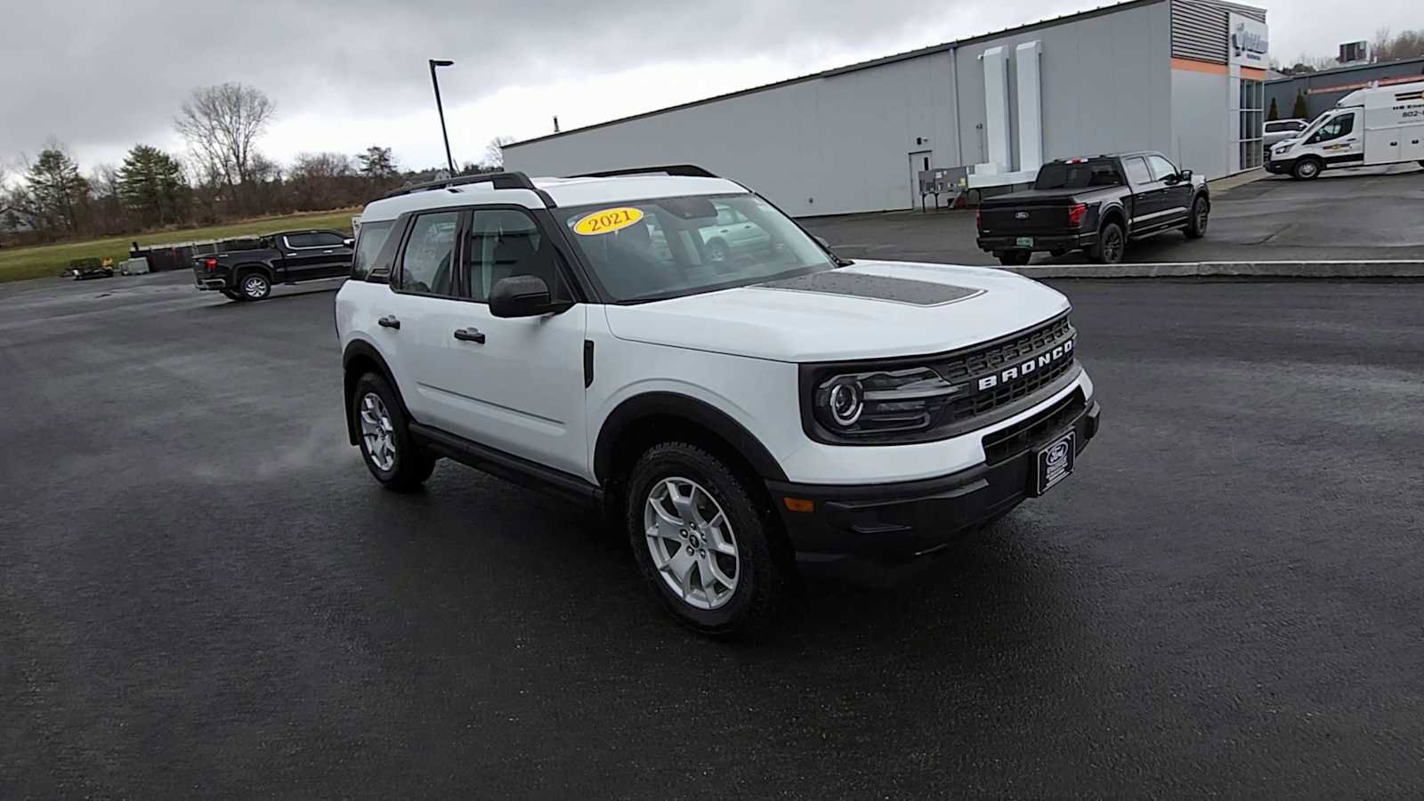 Used 2021 Ford Bronco Sport image 2