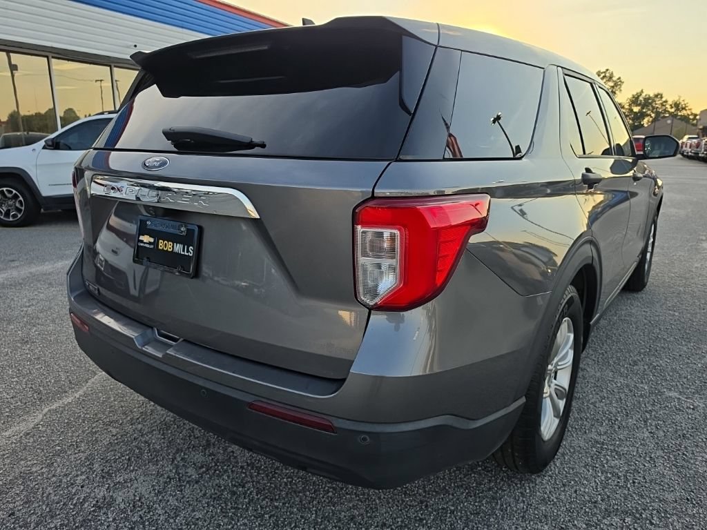 Used 2021 Ford Explorer 2WD image 4