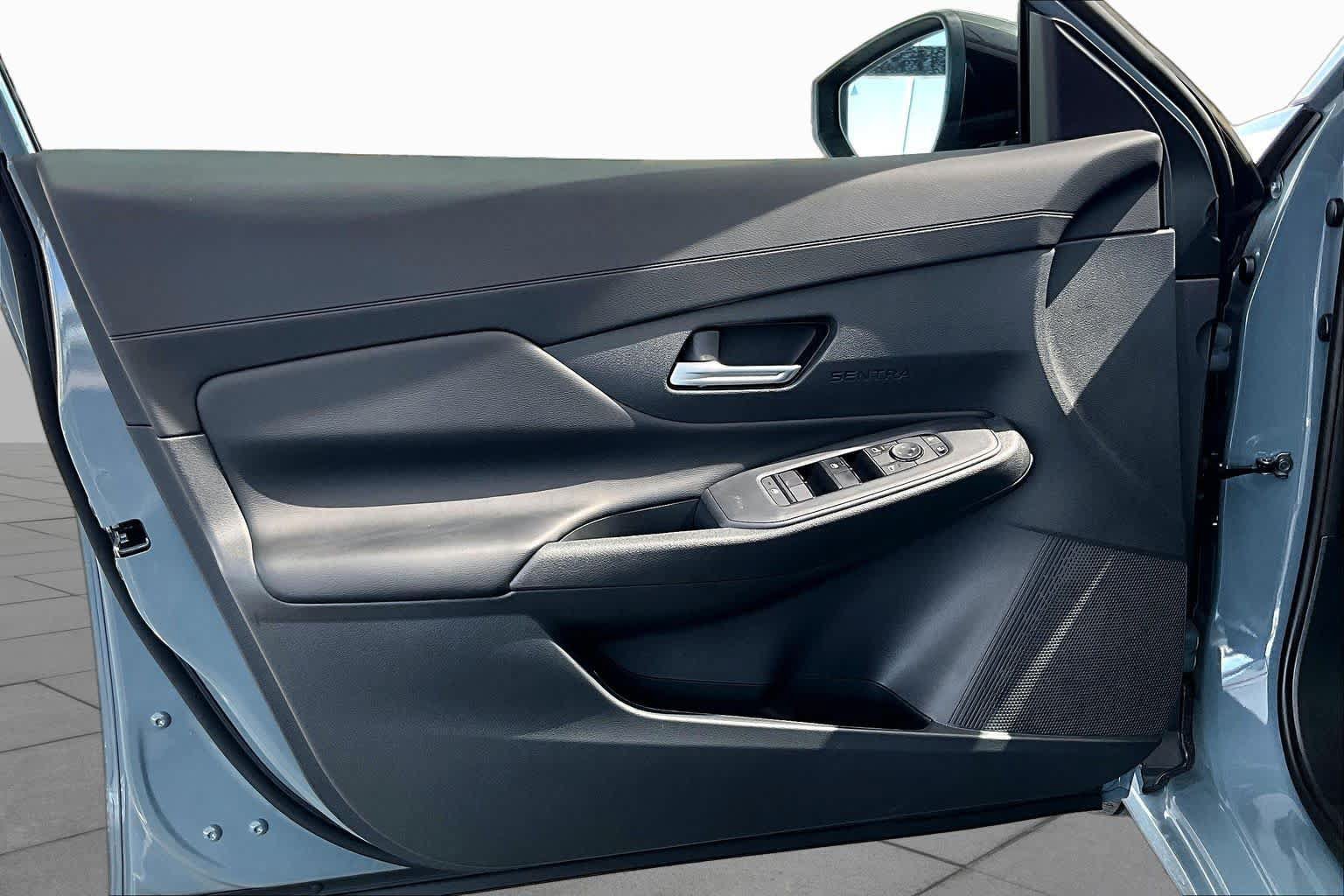New 2026 Nissan Sentra SV w/ SV Convenience Package FWD image 10