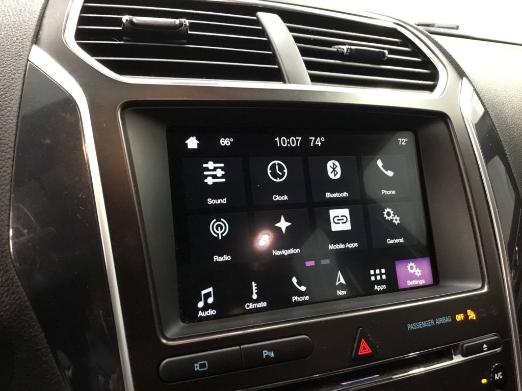 Used 2018 Ford Explorer Sport AWD/4WD image 29