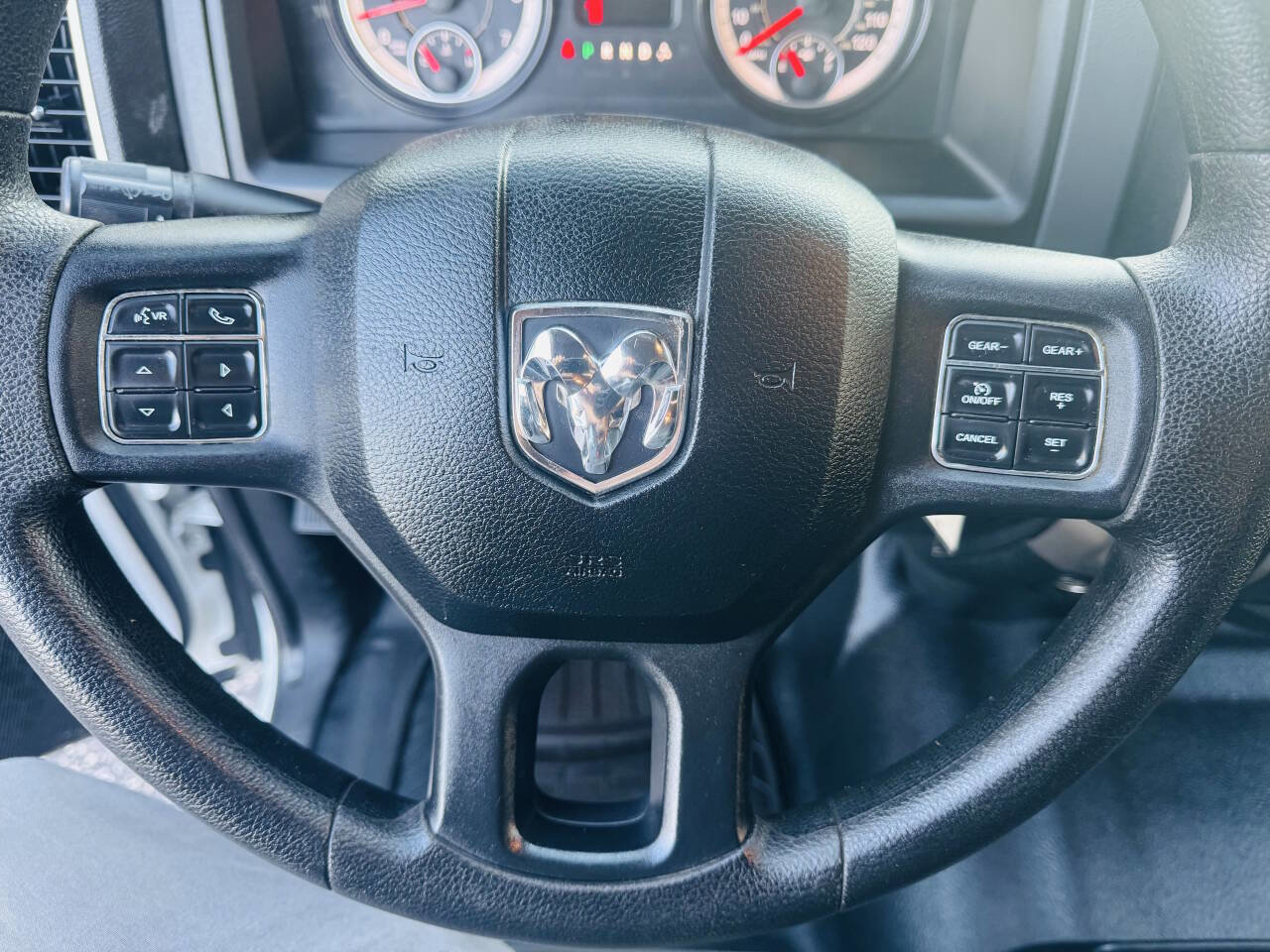 Used 2017 RAM 1500 Classic SLT image 19