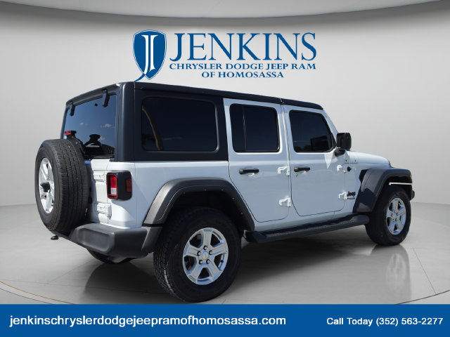 Used 2022 Jeep Wrangler Unlimited Sport AWD/4WD image 3