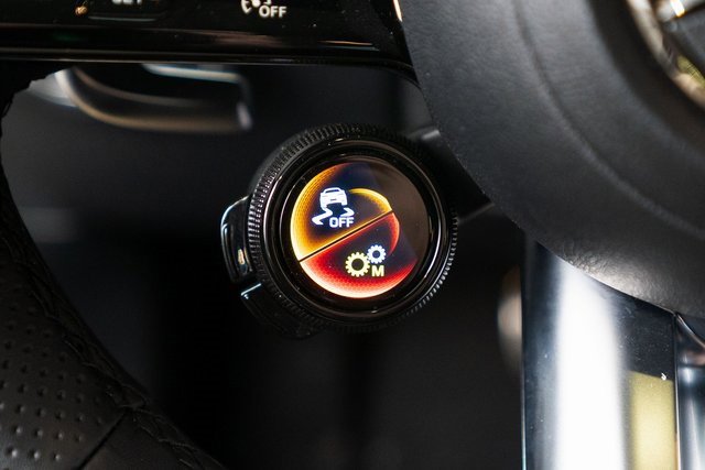 New 2026 Mercedes-Benz GLB 35 AMG 4MATIC image 17