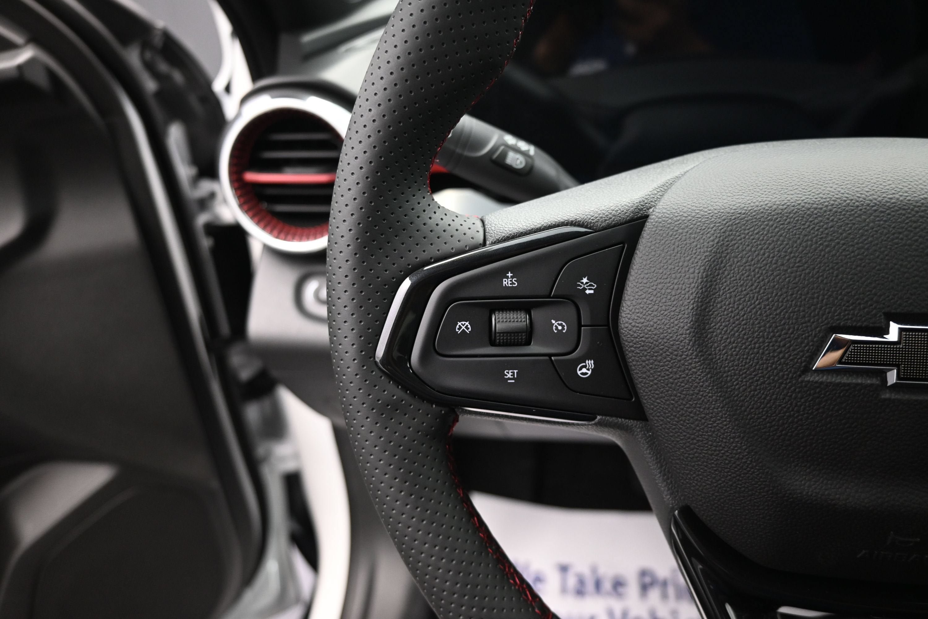 New 2026 Chevrolet Trax RS w/ Sunroof Package FWD image 13