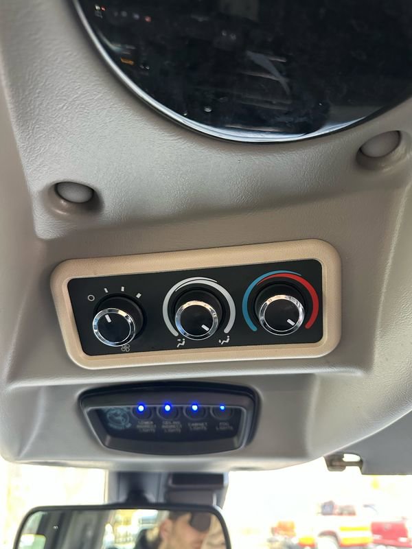 Used 2021 Chevrolet Express 2500 LS w/ Enhanced Convenience Package image 22