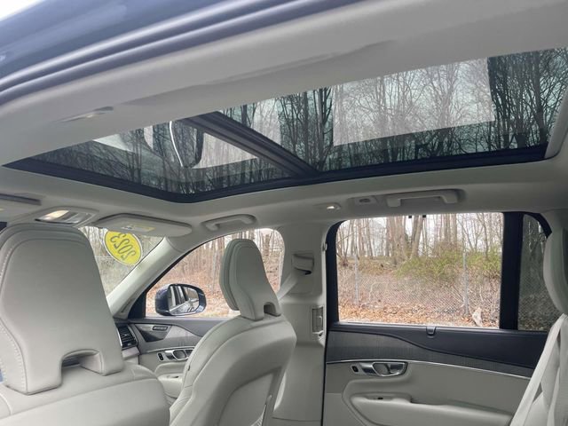 Used 2023 Volvo XC90 B6 Ultimate w/ Protection Package image 18