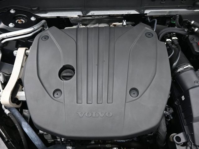 Used 2023 Volvo XC60 B5 Plus w/ Climate Package image 34