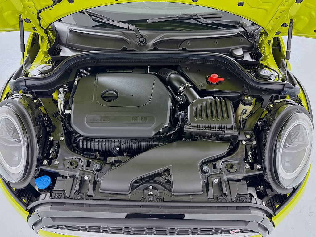 Certified 2024 MINI Cooper S w/ Signature Upholstery Package FWD image 27