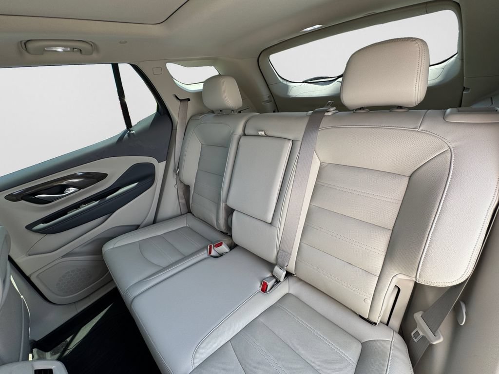 Used 2024 GMC Terrain Denali w/ Denali Premium Package AWD/4WD image 12