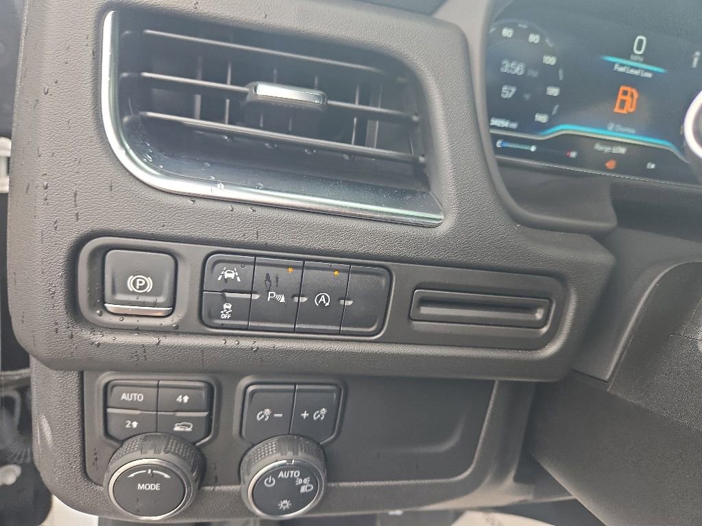 Used 2024 Chevrolet Tahoe RST AWD/4WD image 19