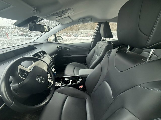 Used 2018 Toyota Prius Three Touring image 5