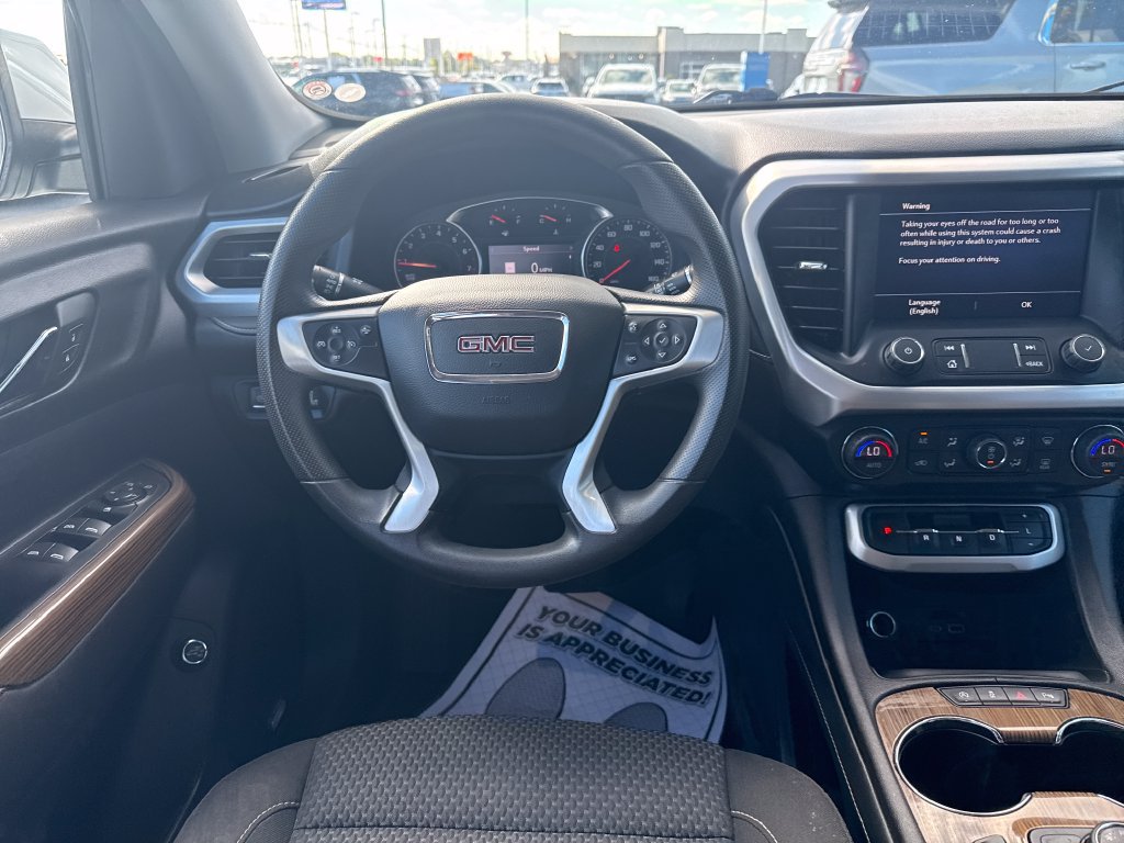 Used 2022 GMC Acadia SLE w/ Driver Convenience Package FWD image 17