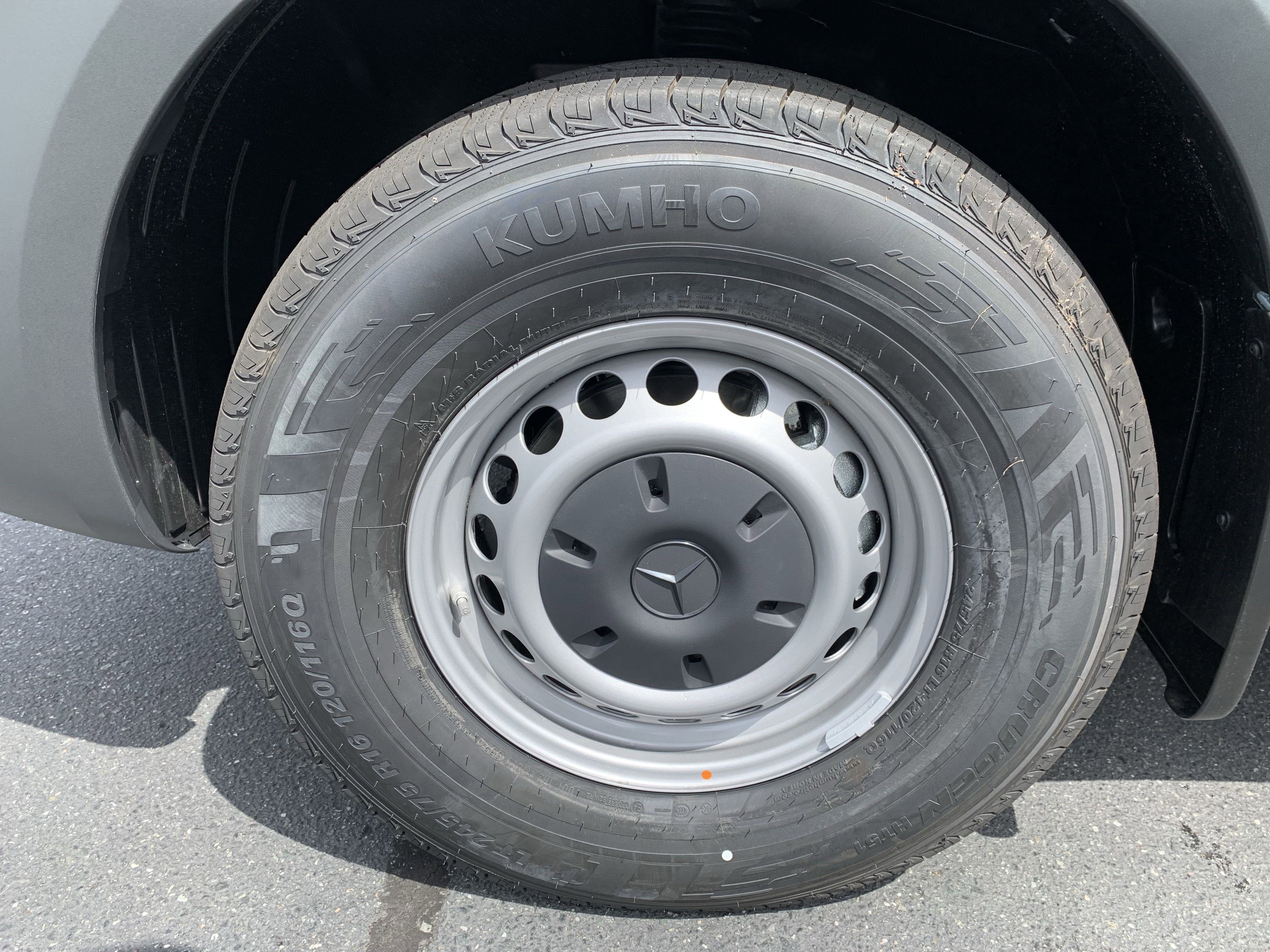 New 2025 Mercedes-Benz Sprinter 2500 image 13