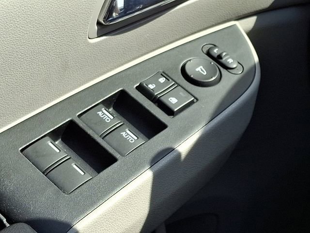 Used 2016 Honda Odyssey LX image 24