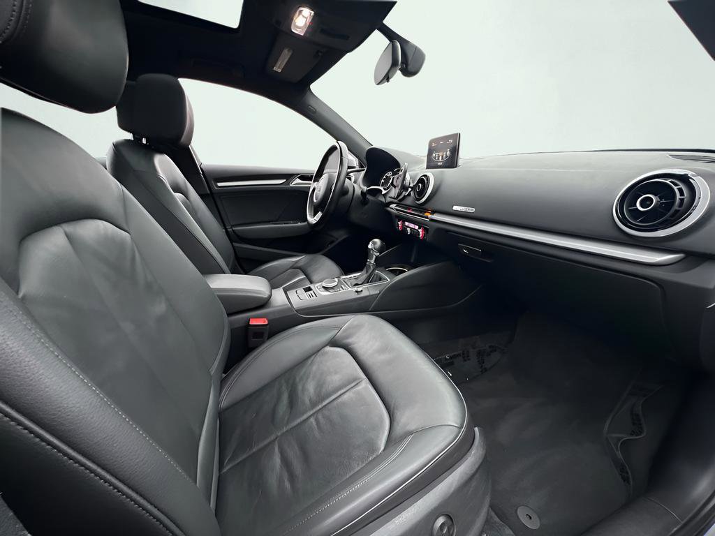 Used 2016 Audi A3 e-tron Premium w/ 17" Wheel Package image 24