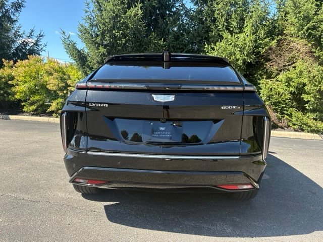 Used 2025 Cadillac Lyriq Luxury w/ LPO, Floor Liner Package AWD/4WD image 4