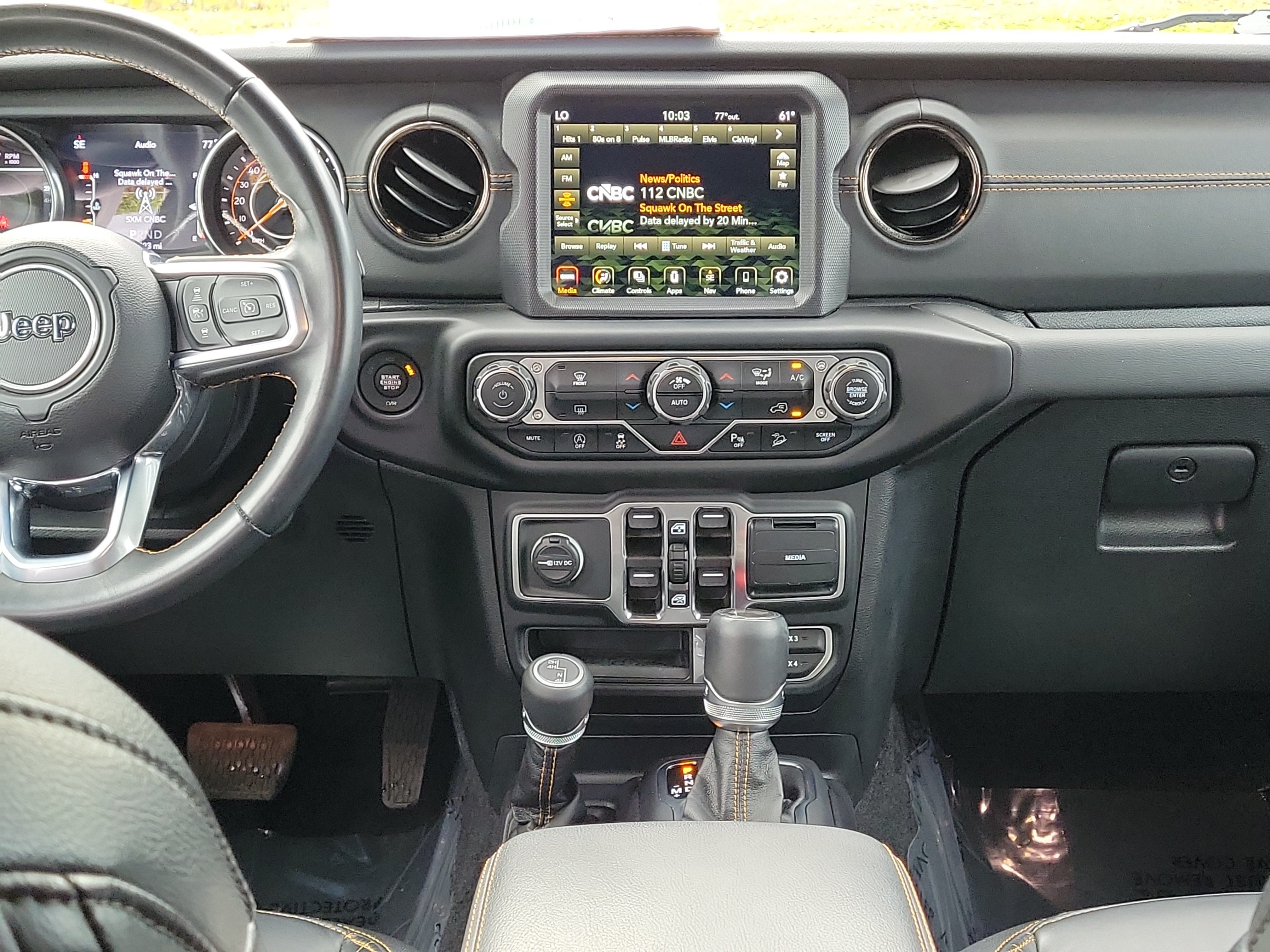 Used 2021 Jeep Wrangler Unlimited Sahara AWD/4WD image 16