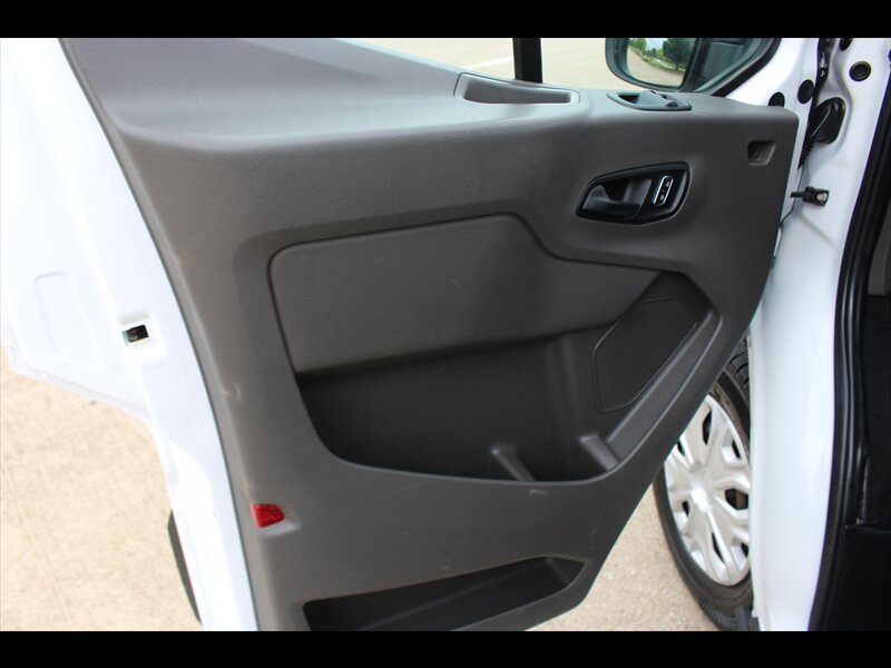 Used 2022 Ford Transit 350 XLT RWD image 23