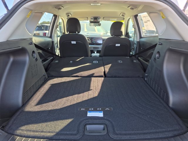Used 2026 Hyundai Kona SEL Sport FWD image 21