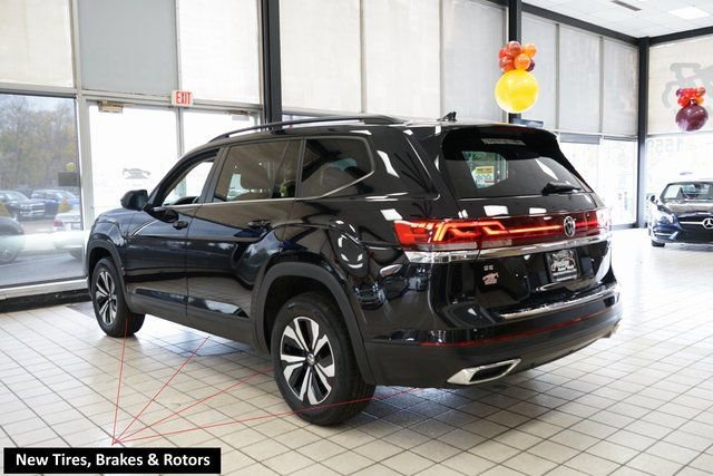 Used 2024 Volkswagen Atlas SE image 5