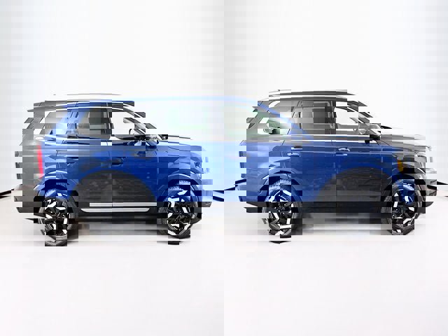 New 2025 Kia Telluride S image 4