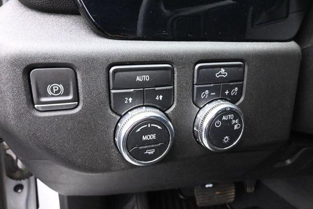 Used 2023 GMC Sierra 1500 SLE AWD/4WD image 25