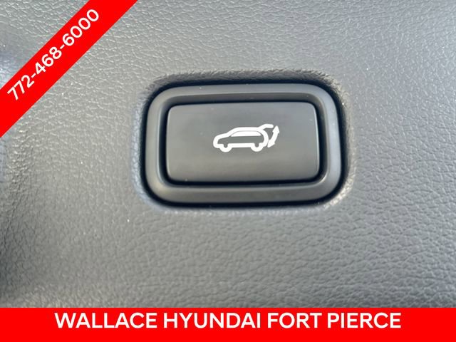 Used 2024 Hyundai Palisade SEL w/ Premium Package FWD image 9