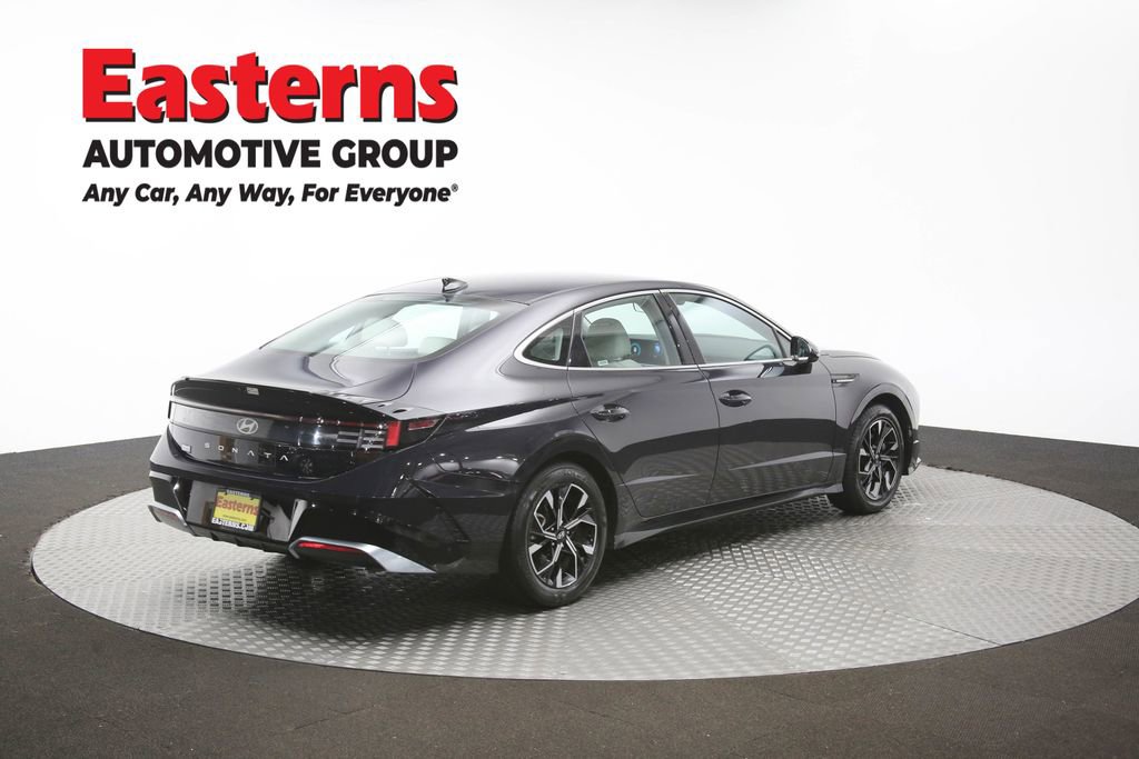 Used 2025 Hyundai Sonata SEL FWD image 42