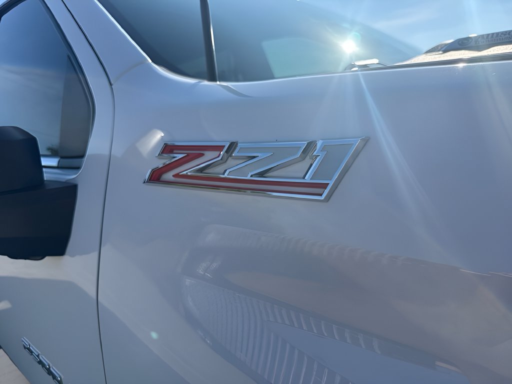 Used 2022 Chevrolet Silverado 2500 LTZ w/ LTZ Plus Package AWD/4WD image 36