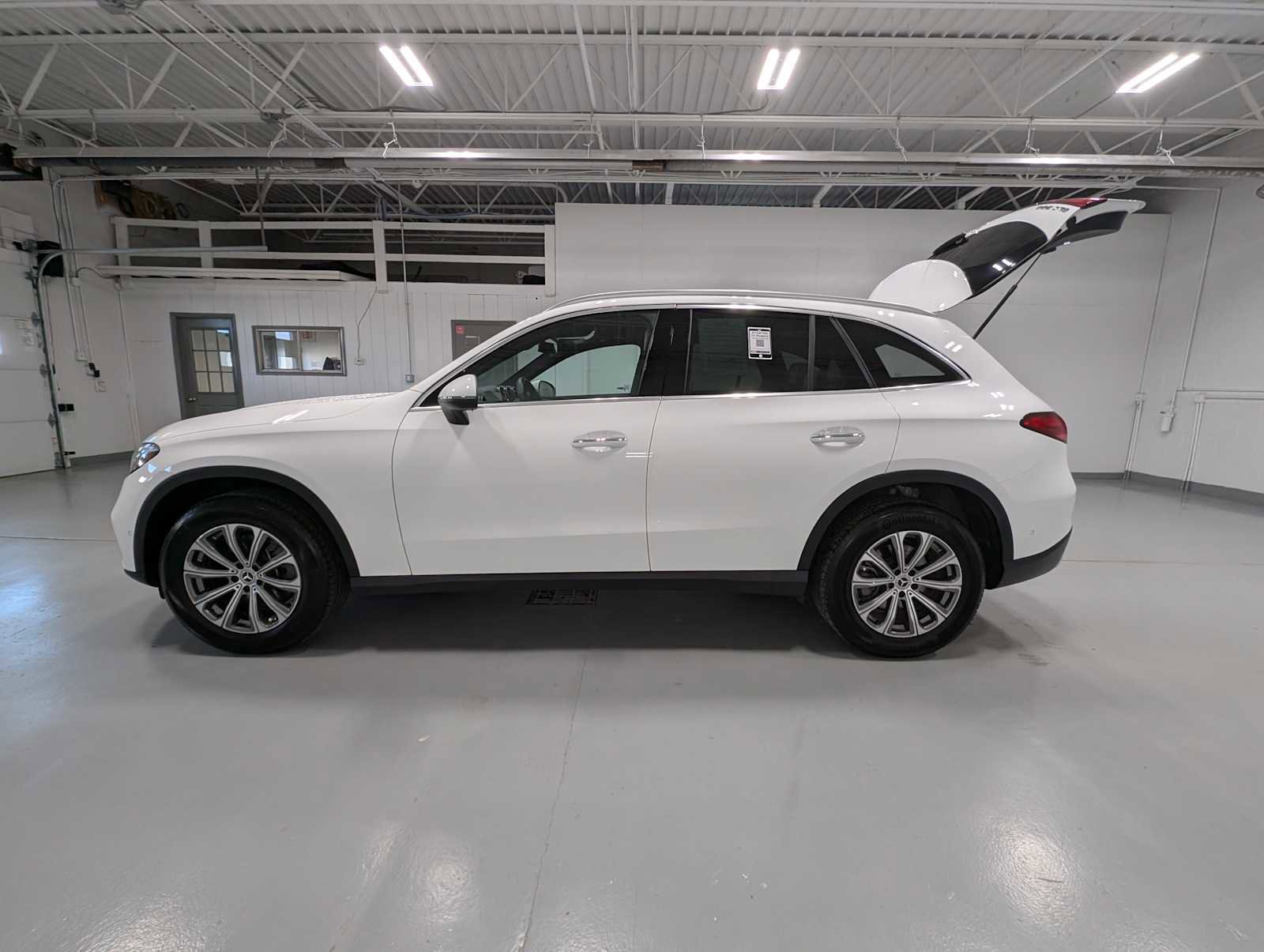 Certified 2026 Mercedes-Benz GLC 300 4MATIC image 12
