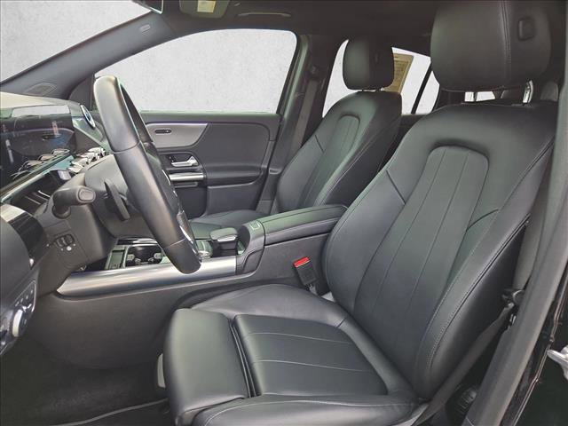 Used 2022 Mercedes-Benz GLA 250 4MATIC image 17