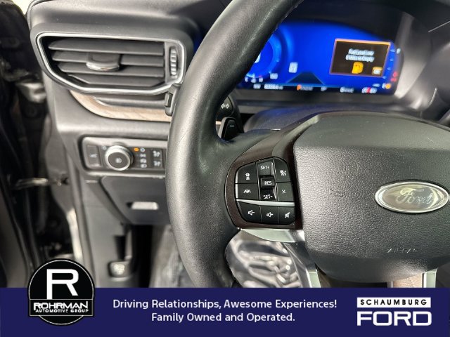 Used 2020 Ford Explorer Platinum w/ Premium Technology Package AWD/4WD image 12