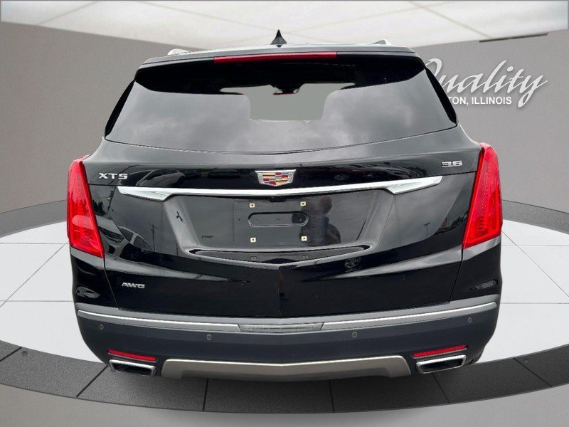 Used 2018 Cadillac XT5 Platinum w/ Driver Assist Package AWD/4WD image 4