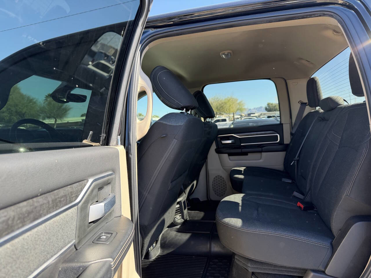 Used 2019 RAM 2500 Big Horn image 24