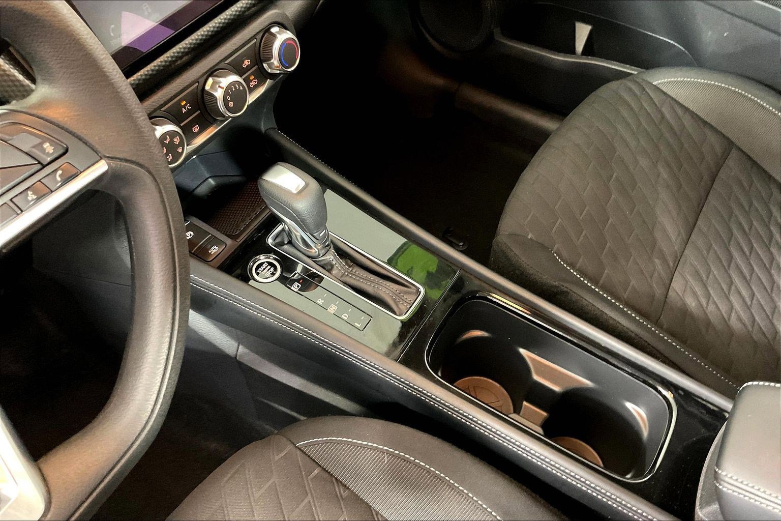 Used 2023 Nissan Kicks SV FWD image 17