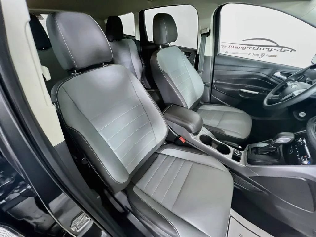 Used 2016 Ford Escape SE w/ Equipment Group 201A FWD image 26